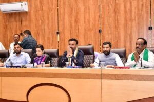 District In-charge Minister Santosh Lad Khadak Notice