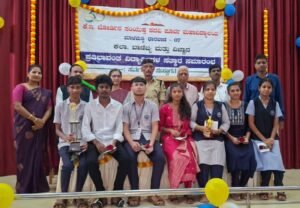 Leave your mobile phone behind to achieve your life goals: Mahaninga Nandagao